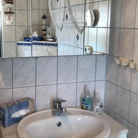 Rhoenblick, Kaltensundheim, Cleaning Included Holiday home Kaltensundheim