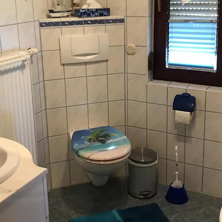 Holiday home Rhoenblick, Kaltensundheim, Cleaning Included Kaltensundheim