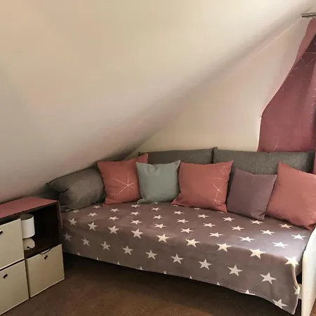 Rhoenblick, Kaltensundheim, Cleaning Included Holiday home