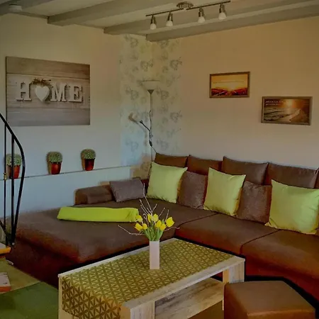 Holiday home Rhoenblick, Kaltensundheim, Cleaning Included
